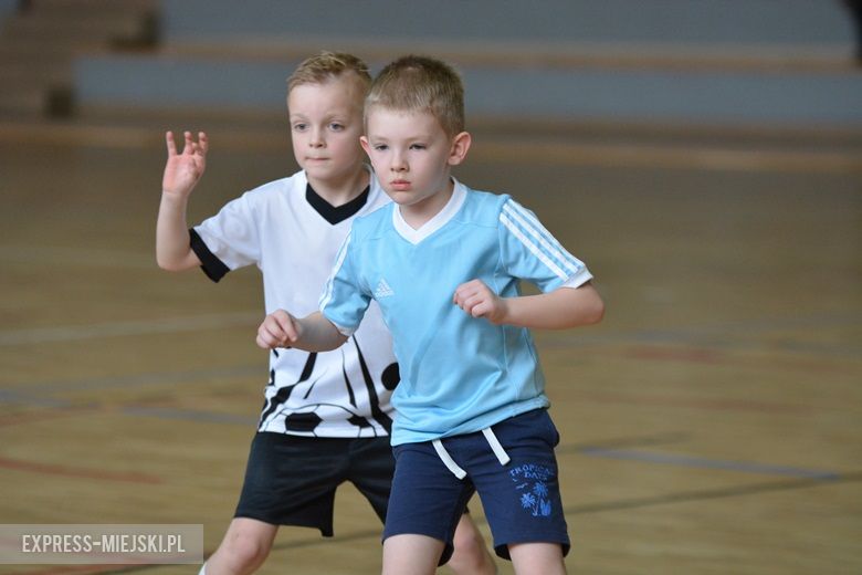 Turniej piłkarski dla młodych sportowców