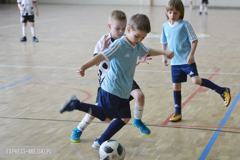 Turniej piłkarski dla młodych sportowców