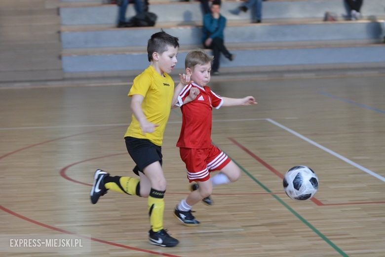 Turniej piłkarski dla młodych sportowców