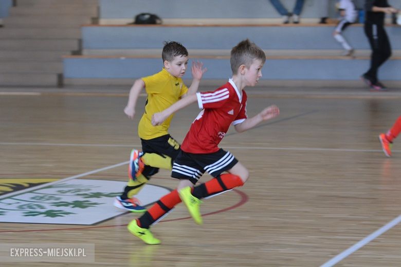 Turniej piłkarski dla młodych sportowców