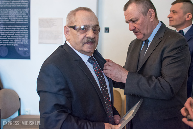 Uroczyste nadanie tytułu Zasłużony dla Powiatu Średzkiego