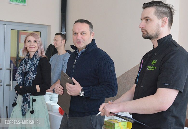 Uczestnicy konkursu musieli ugotować żurek