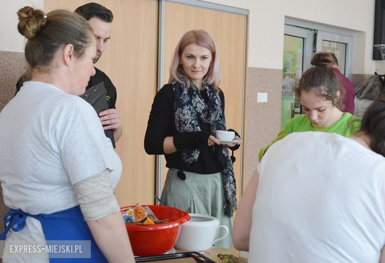 Uczestnicy konkursu musieli ugotować żurek