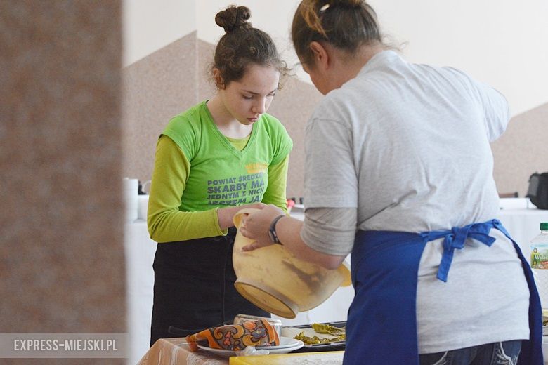 Uczestnicy konkursu musieli ugotować żurek