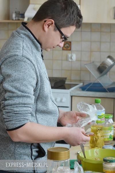 Uczestnicy konkursu musieli ugotować żurek