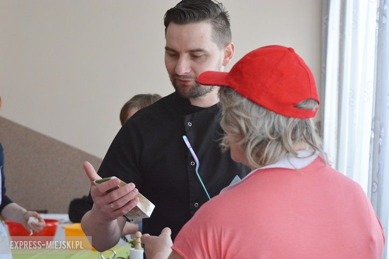 Uczestnicy konkursu musieli ugotować żurek
