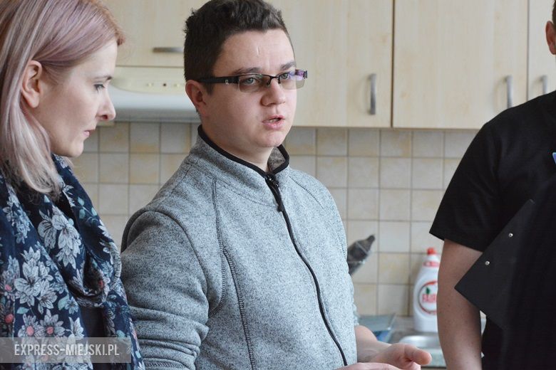 Uczestnicy konkursu musieli ugotować żurek