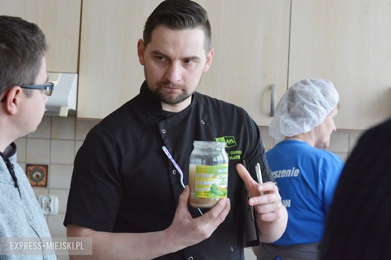 Uczestnicy konkursu musieli ugotować żurek