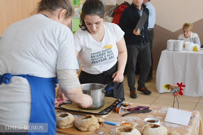 Uczestnicy konkursu musieli ugotować żurek