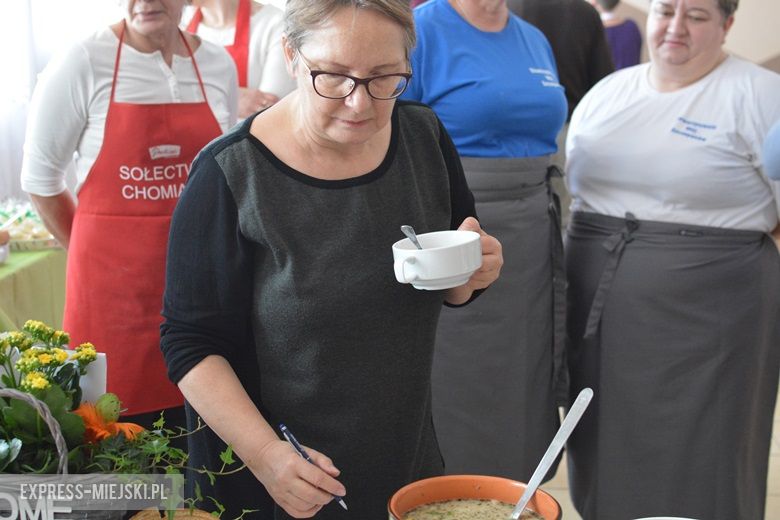 Uczestnicy konkursu musieli ugotować żurek