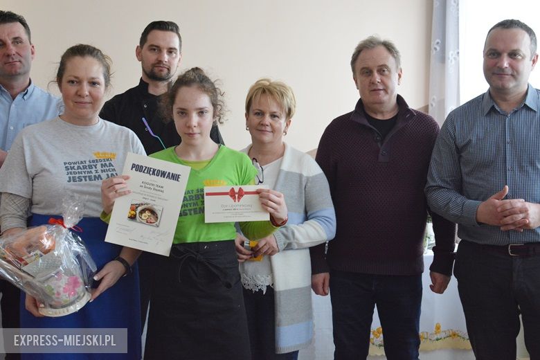 Uczestnicy konkursu musieli ugotować żurek