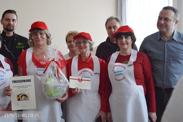 Uczestnicy konkursu musieli ugotować żurek