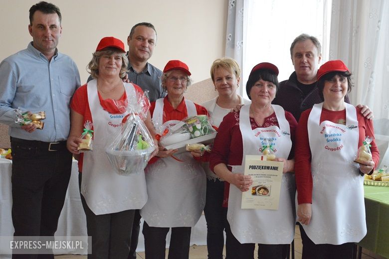 Uczestnicy konkursu musieli ugotować żurek