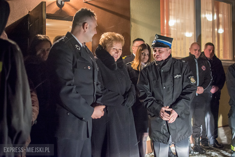 Uroczyste włączenie auta w zasoby jednostki