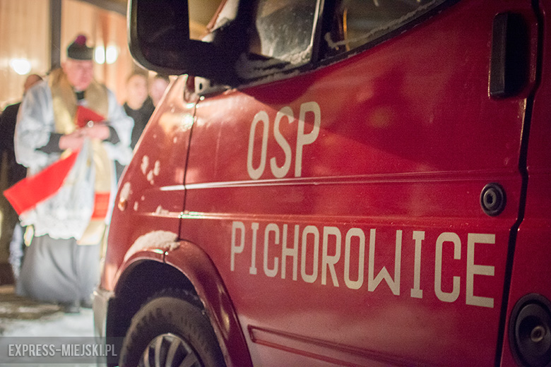 Uroczyste włączenie auta w zasoby jednostki