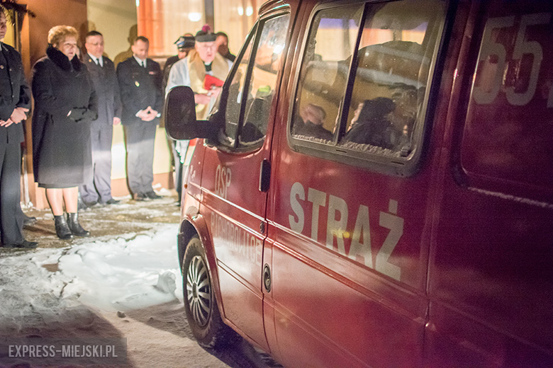 Uroczyste włączenie auta w zasoby jednostki