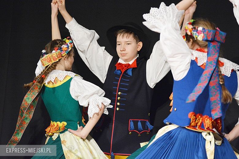 Pierwszy Dzień Wiosny w Domu Kultury w Środzie Śląskiej