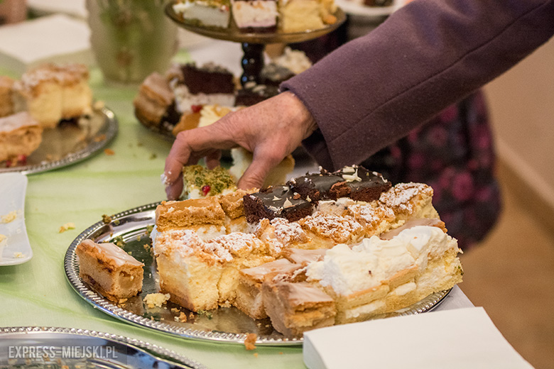 Kolorowo i świątecznie w ośrodku kultury w Kostomłotach