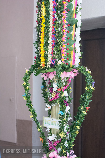 Kolorowo i świątecznie w ośrodku kultury w Kostomłotach