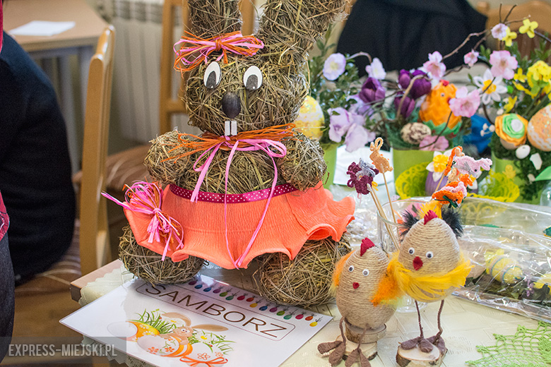 Kolorowo i świątecznie w ośrodku kultury w Kostomłotach