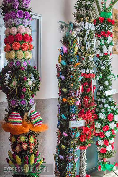 Kolorowo i świątecznie w ośrodku kultury w Kostomłotach