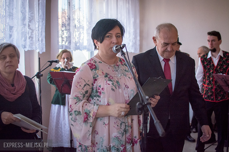 Kolorowo i świątecznie w ośrodku kultury w Kostomłotach