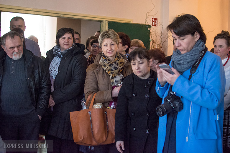 Kolorowo i świątecznie w ośrodku kultury w Kostomłotach