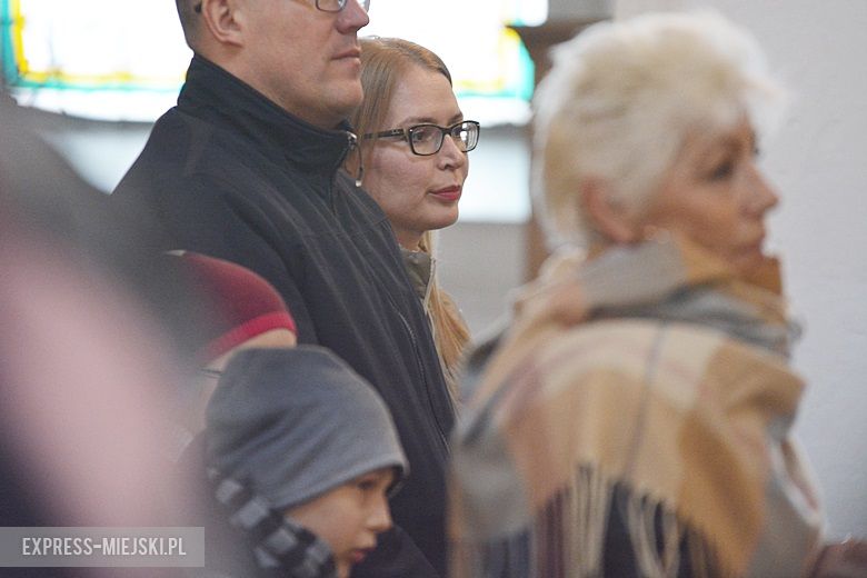 Poświęcenie pokarmów w kościele w Środzie Ślaskiej