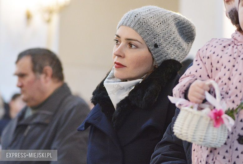 Poświęcenie pokarmów w kościele w Środzie Ślaskiej