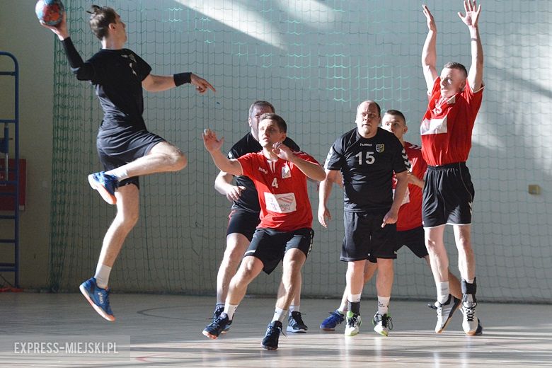 Sobotni mecz KS Środa Śląska z MKS Piast Lwówek Śląski