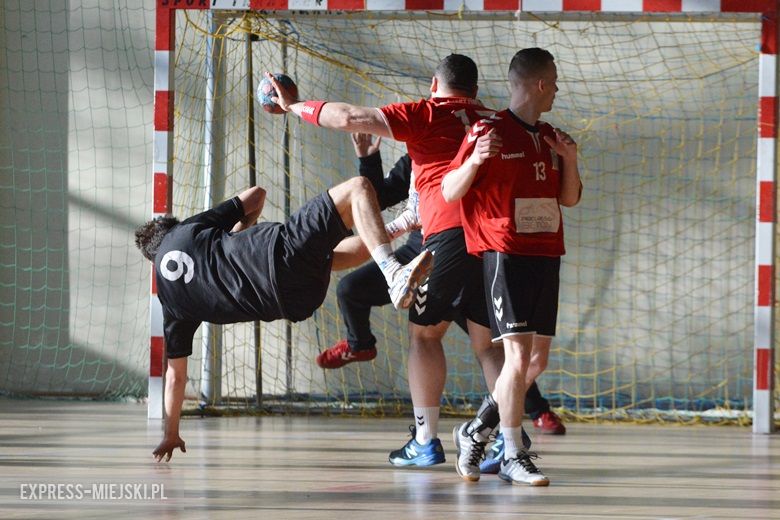 Sobotni mecz KS Środa Śląska z MKS Piast Lwówek Śląski