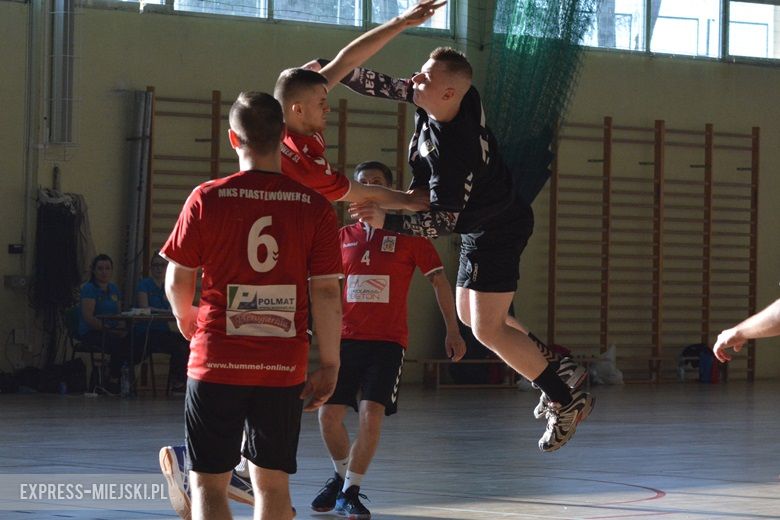 Sobotni mecz KS Środa Śląska z MKS Piast Lwówek Śląski