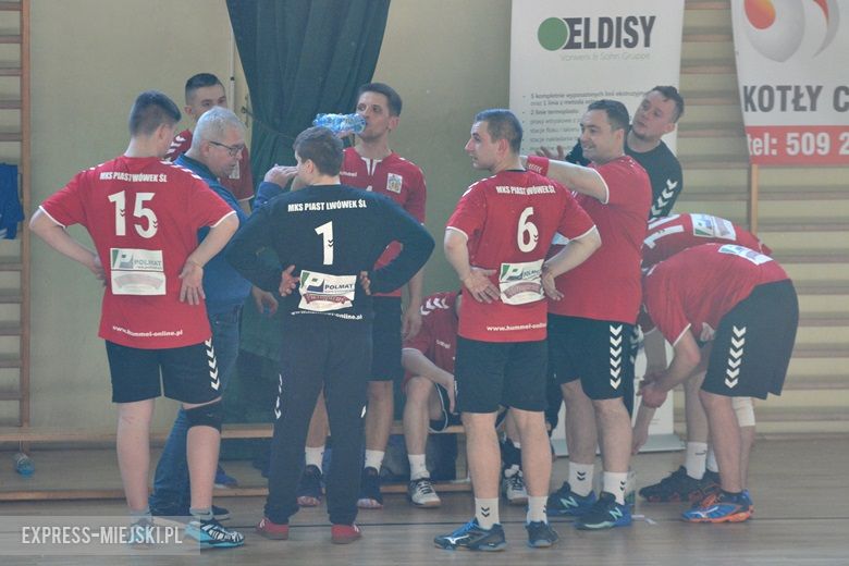 Sobotni mecz KS Środa Śląska z MKS Piast Lwówek Śląski