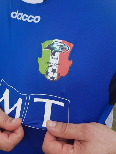 Nowe stroje dla piłkarzy