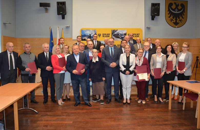 Odebranie promesy od marszałka