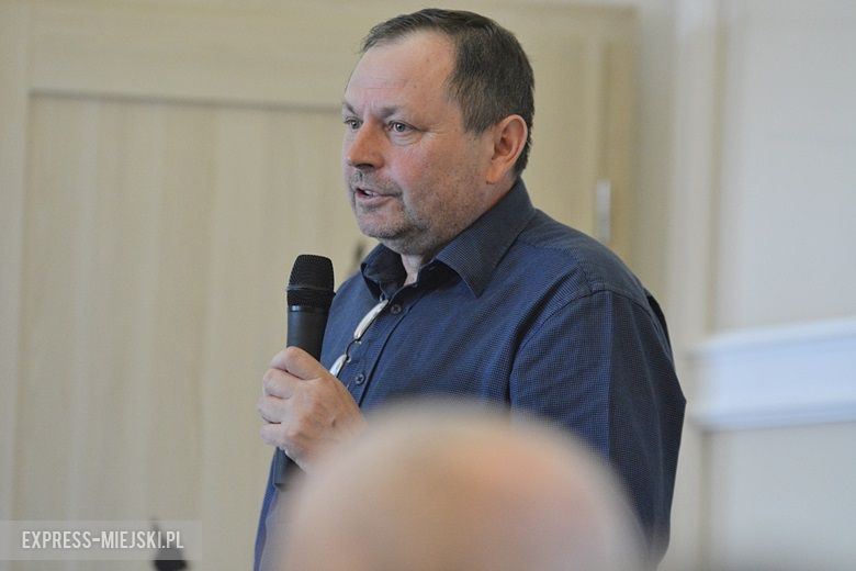 Prezentacja budowy przecisku pod nasypem kolejowym w Miękini