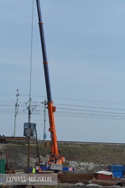 Prezentacja budowy przecisku pod nasypem kolejowym w Miękini