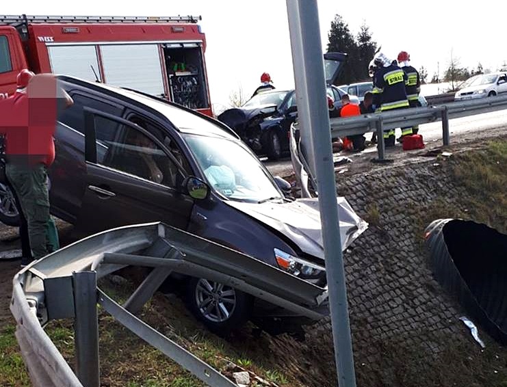 Wypadek na skrzyżowaniu DK 94 w Błoniach