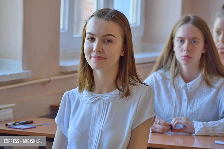 Gimnazjaliści pisli dzisiaj egzamin z części matematyczno-przyrodniczej