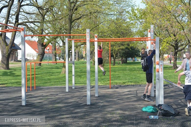 Park kalisteniczny na średzkich Kajakach