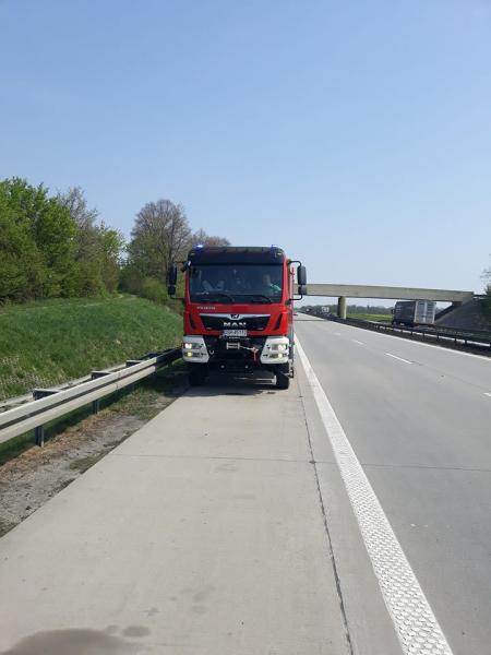 Pożar osobówki na autostradzie A4