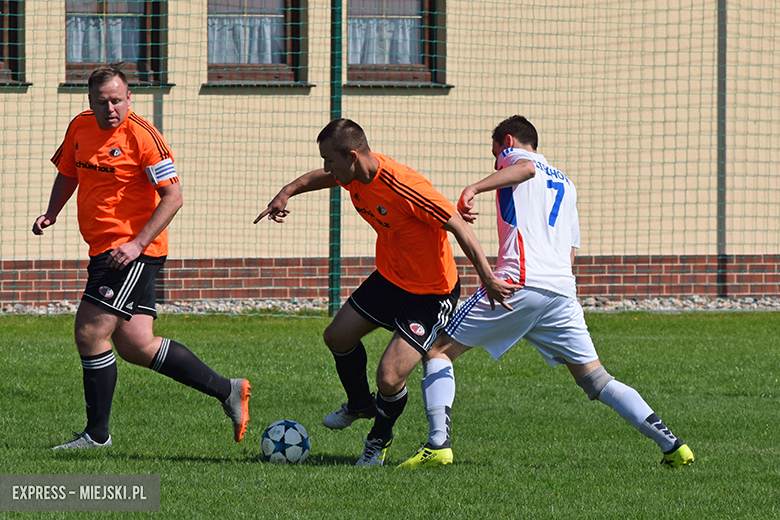Pagel Komorniki - LKS Ciechów 4:4