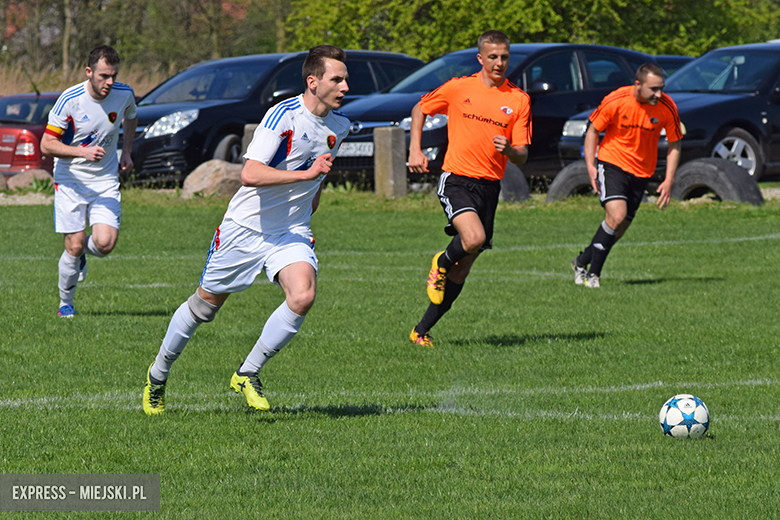 Pagel Komorniki - LKS Ciechów 4:4