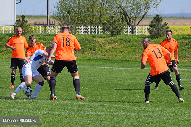 Pagel Komorniki - LKS Ciechów 4:4