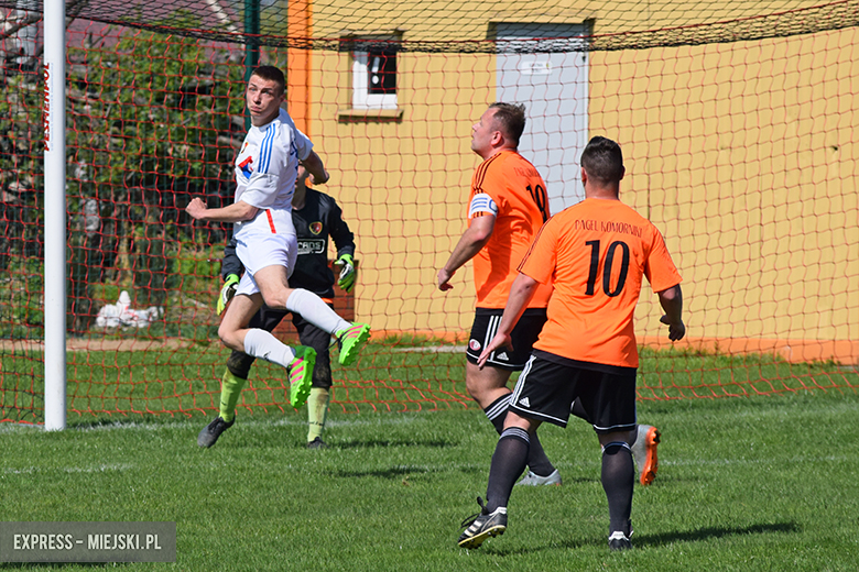 Pagel Komorniki - LKS Ciechów 4:4