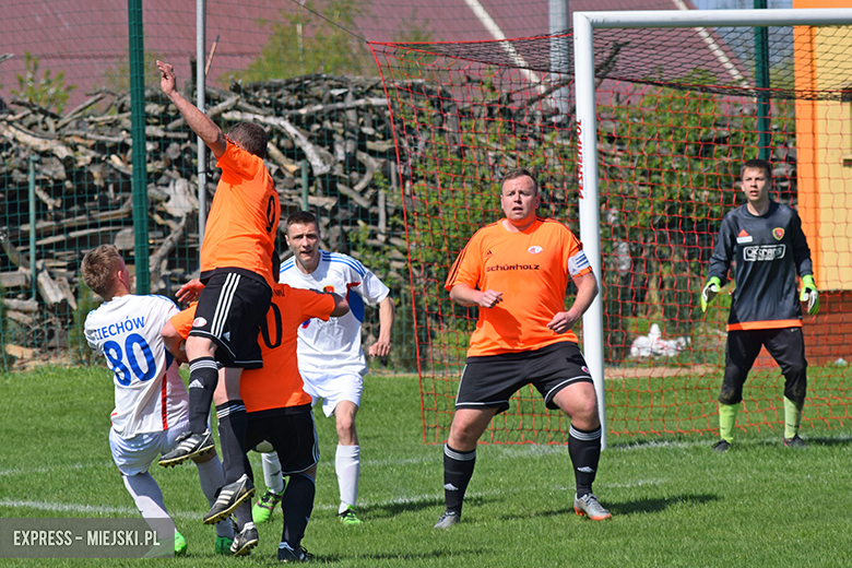 Pagel Komorniki - LKS Ciechów 4:4