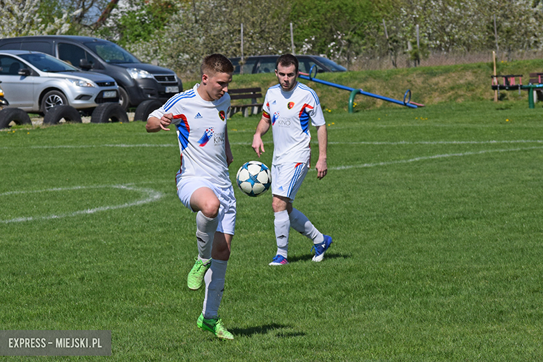 Pagel Komorniki - LKS Ciechów 4:4