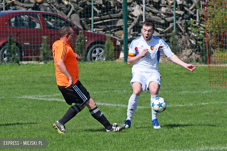 Pagel Komorniki - LKS Ciechów 4:4