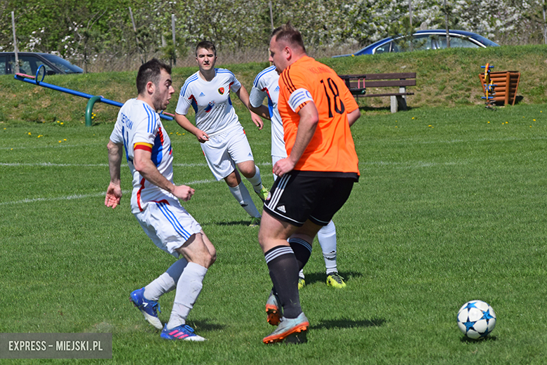 Pagel Komorniki - LKS Ciechów 4:4