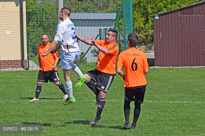 Pagel Komorniki - LKS Ciechów 4:4